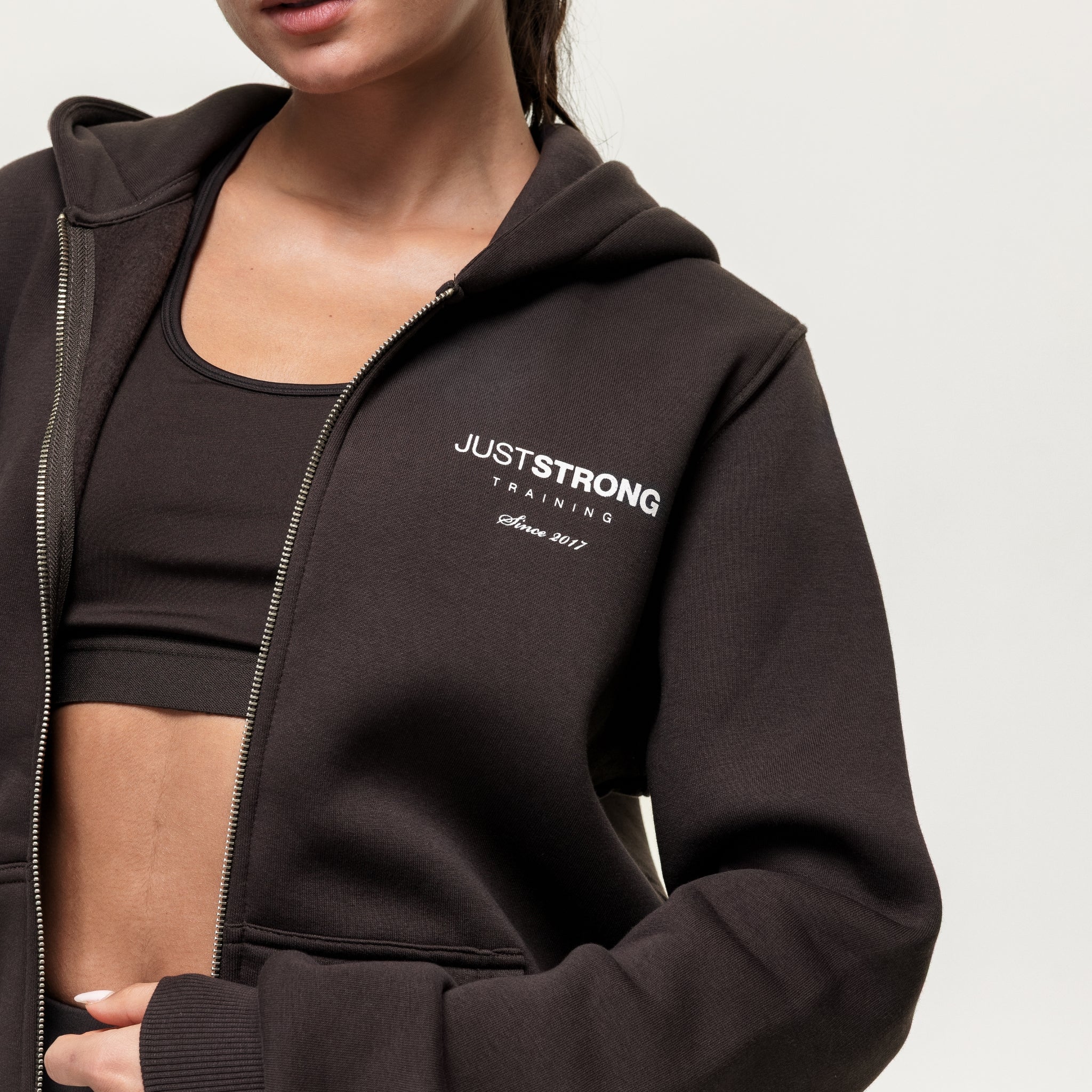 Training Essentials Motion Zip Hoodie - Cocoa
